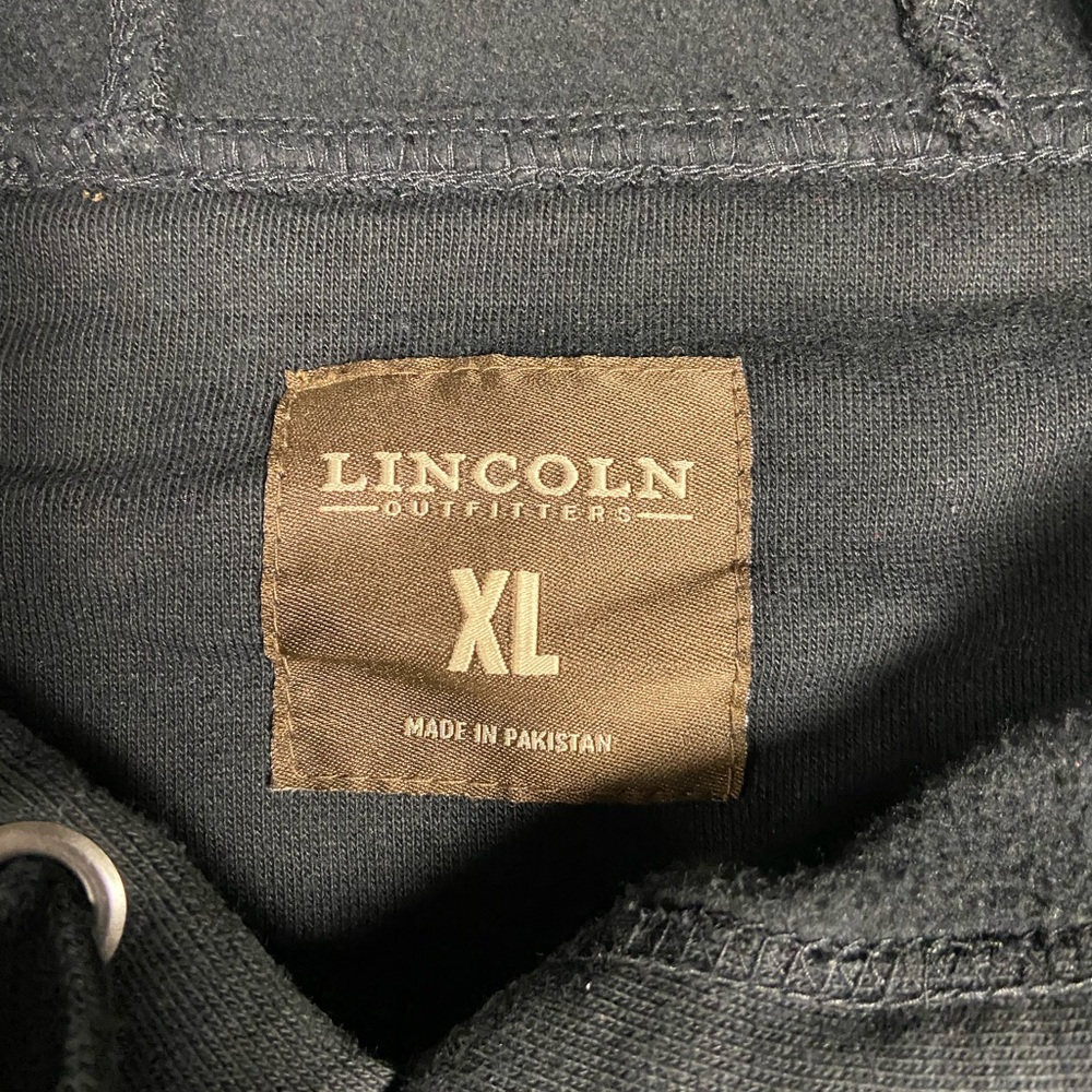 Never Worn Lincoln Outfitters Black Hoodie - Picture 3 of 4